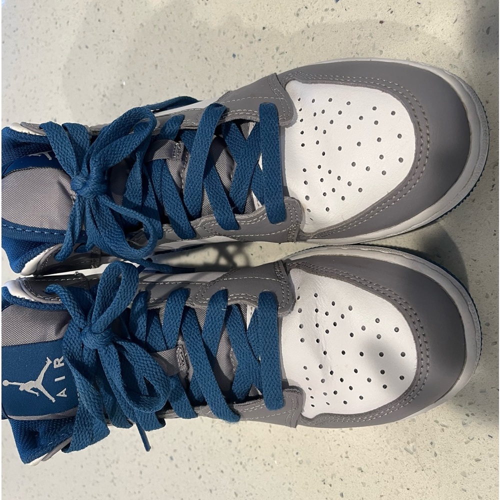 Nike Jordans sneakers